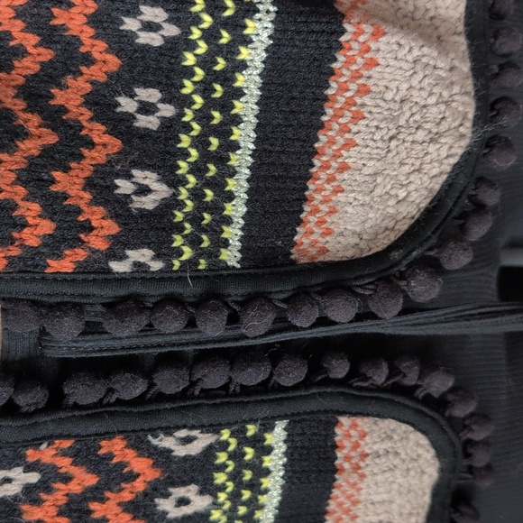 Bohemian Geometric Knit Cardigan XL - Pom Pom Trim Open Front - Picture 10 of 17